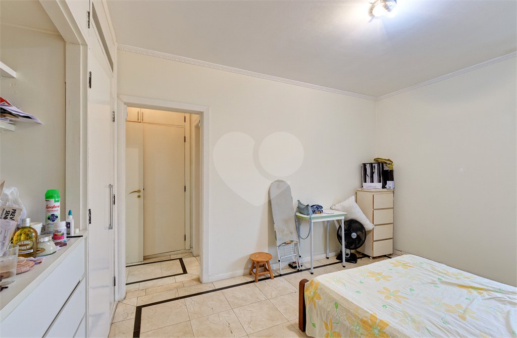 Apartamento à venda com 4 suítes em Jardim Marajoara, São Paulo, SP