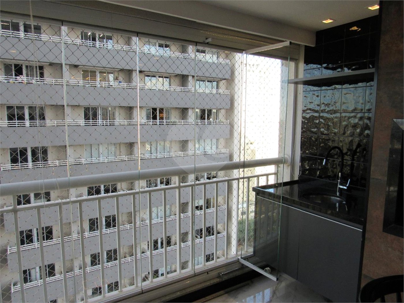 Apartamento à venda com 2 quartos, sendo 1 suíte, em Barra Funda, São Paulo, SP