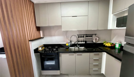 Casa à venda com 2 quartos no condomínio Benfica, São Paulo - SP