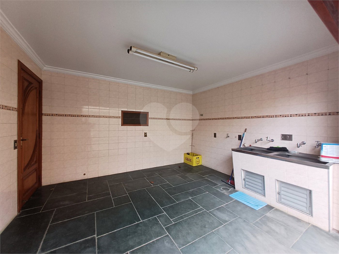 Casa à venda com 6 suítes no condomínio Portal da Raposo, Sorocaba - SP