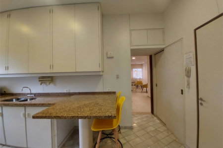 Apartamento com 4 dormitórios à venda, 120 m² por R$ 700.000,00 - Pitangueiras - Guarujá/SP