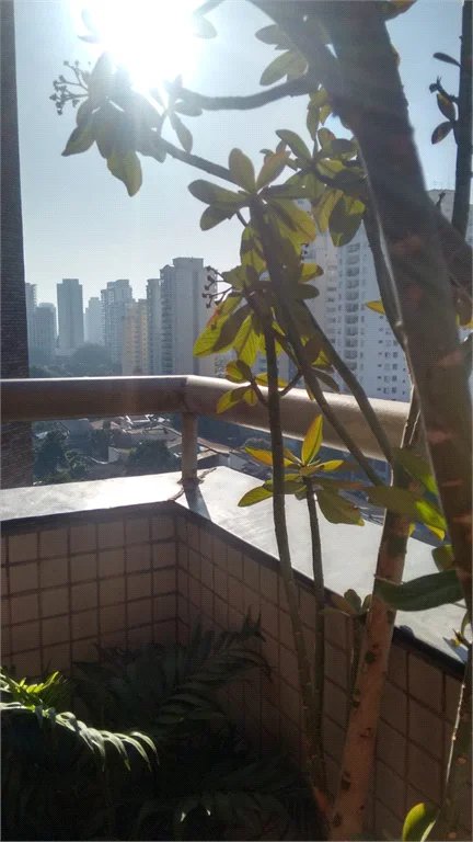 Apartamento à venda com 3 quartos, sendo 1 suíte, em Vila Romana, São Paulo, SP