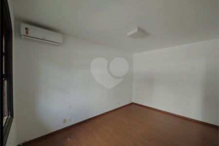 Sobrado para alugar com 3 quartos em Chácara Santo Antônio (zona Sul), São Paulo, SP