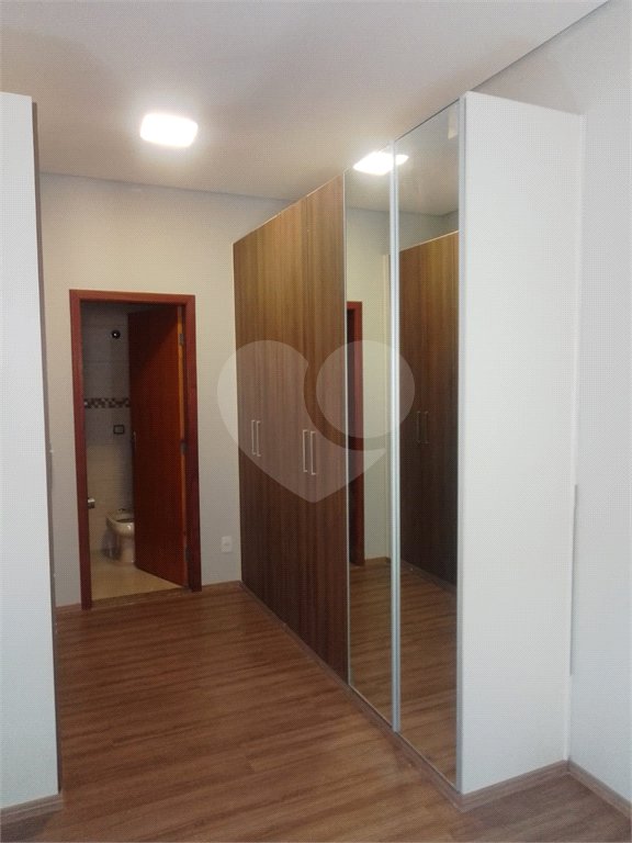 Condomínio à venda com 4 quartos, sendo 2 suítes, em Wanel Ville, Sorocaba, SP