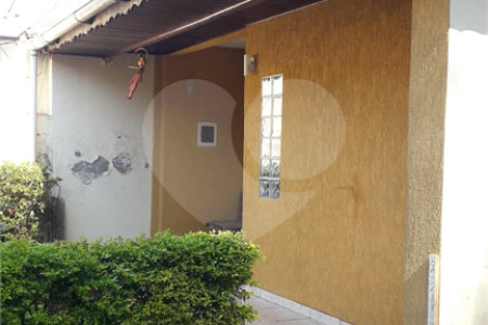 Casa à venda com 5 quartos, sendo 2 suítes, em Jardim Nadir, São Paulo, SP