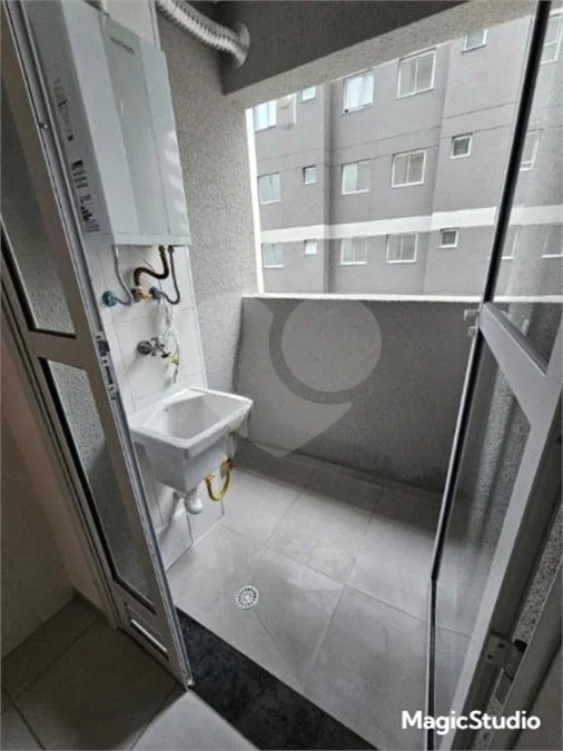 Apartamento com 38m², 2 dormitórios, à venda no Parque Bristol.