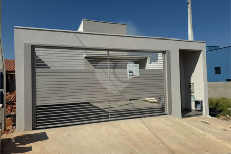 Casa à venda com 3 quartos, sendo 1 suíte, em Jardim dos Ipês, Salto, SP
