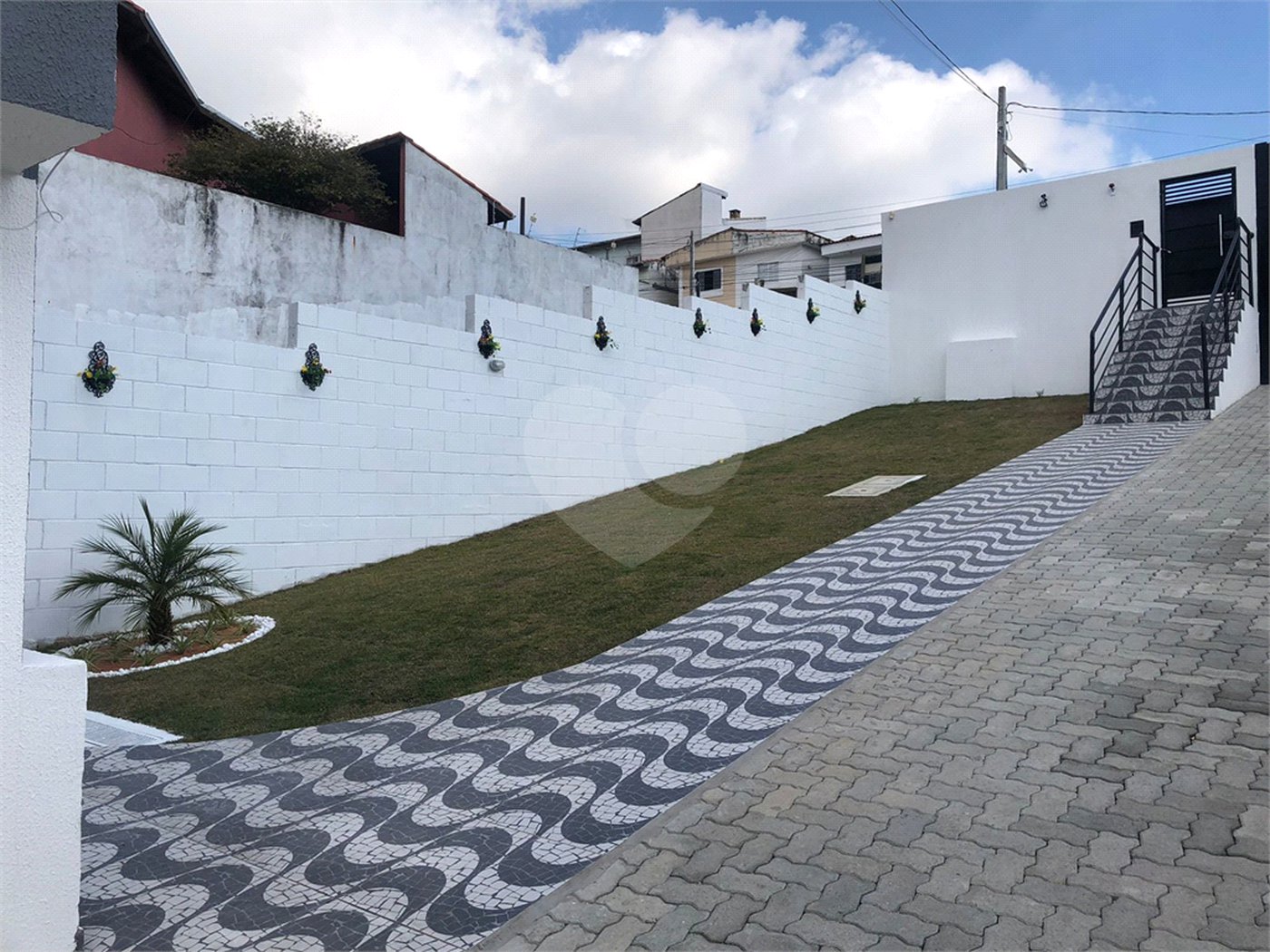 Casa à venda com 2 quartos no condomínio Residencial Turim, Mogi das Cruzes - SP
