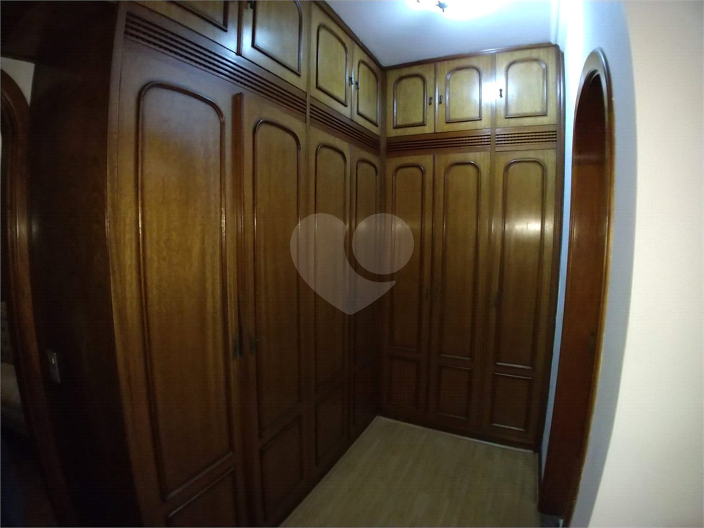 Casa à venda com 3 quartos, sendo 1 suíte,  em Jardim Brasil (zona Sul), São Paulo, SP