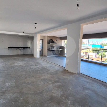Apartamento à venda com 3 suítes em Vila Romana, São Paulo, SP