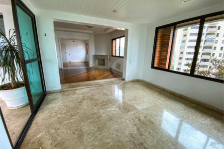 Apartamento à venda com 4 suítes em Vila Suzana, São Paulo, SP