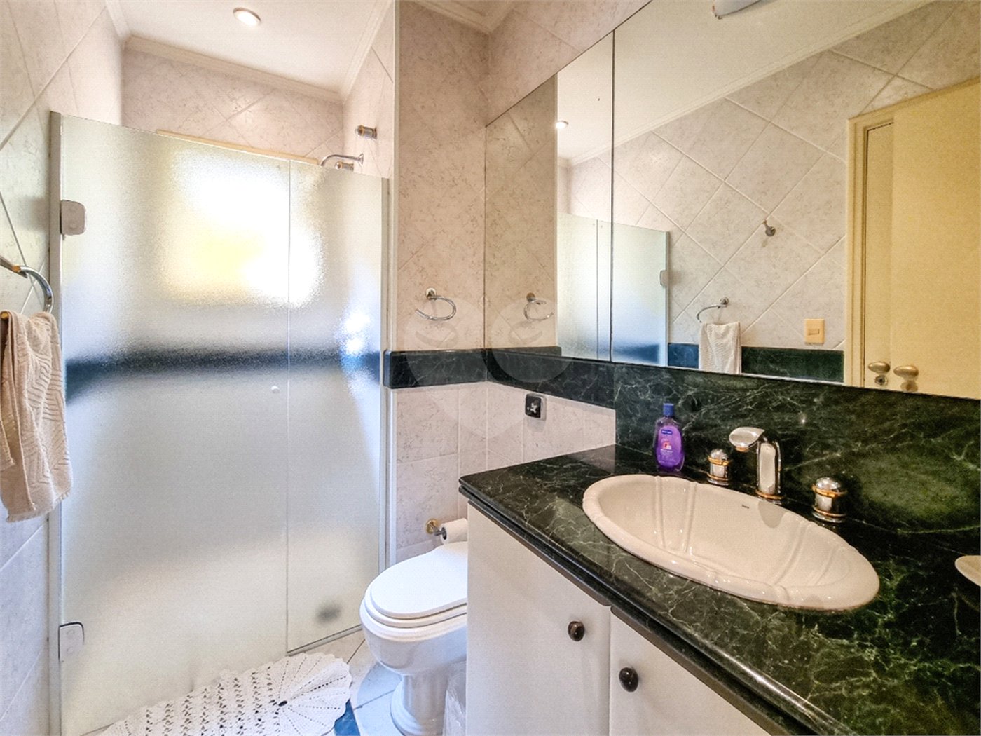 Casa à venda com 4 suítes no condomínio Annecy Village, São Paulo - SP