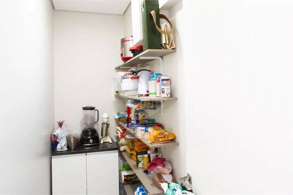 Sobrado à venda com 4 quartos, sendo 1 suíte, em Chácara Santo Antônio (zona Sul), São Paulo, SP
