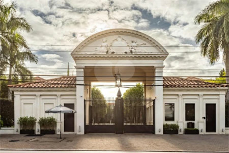Casa à venda com 4 suítes no condomínio Ville D´asolo, São Paulo - SP