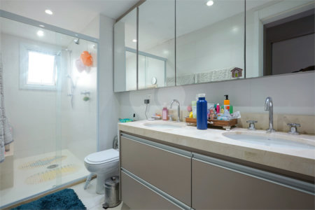 Apartamento à venda com 4 quartos, sendo 2 suítes, em Santo Amaro, São Paulo, SP