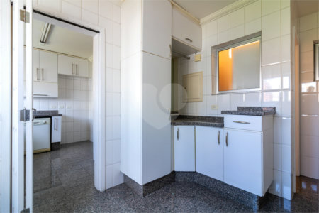 Apartamento à venda com 4 quartos, sendo 3 suítes, em Brooklin Paulista, São Paulo, SP
