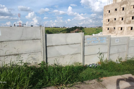 Terreno à venda em Residencial Jardins da Catalunha, Atibaia, SP
