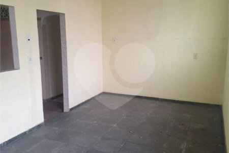 Casa à venda com 8 quartos em Campo Grande, Rio de Janeiro, RJ