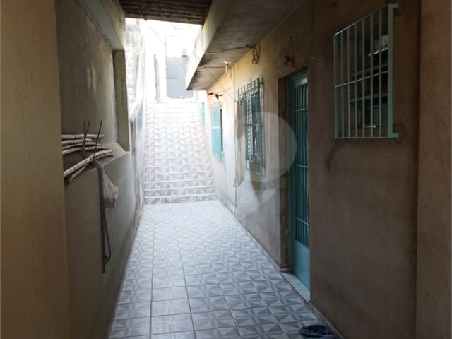 Sobrado à venda com 2 quartos em Jardim Peri, São Paulo, SP