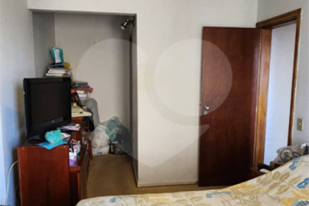 Apartamento à venda com 2 quartos, sendo 1 suíte,  em Vila Regente Feijó, São Paulo, SP