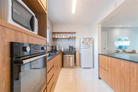 Apartamento à venda com 3 quartos, sendo 1 suíte, em Alto da Boa Vista, São Paulo, SP