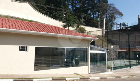 Casa à venda com 2 quartos, sendo 1 suíte,  no condomínio Residencial Villa Nostra, Cotia - SP