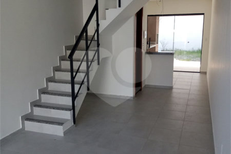 Casa à venda com 2 quartos em Campo Grande, Rio de Janeiro, RJ