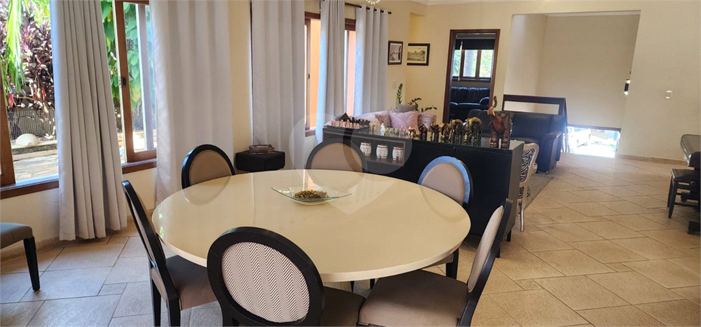 Casa à venda com 4 quartos, sendo 2 suítes, no condomínio Delle Stelle, Louveira - SP