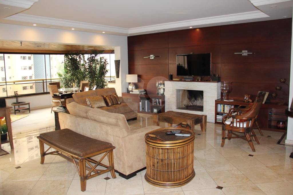 Apartamento à venda com 4 suítes em Vila Suzana, São Paulo, SP