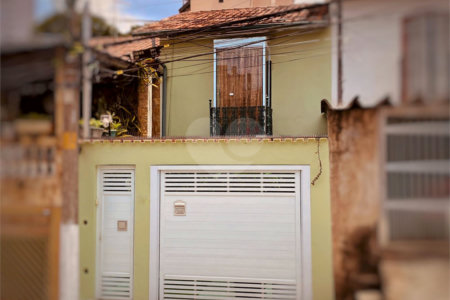 Sobrado à venda com 2 quartos, sendo 1 suíte,  em Vila Paulicéia, São Paulo, SP