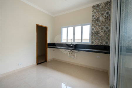 Casa à venda com 5 suítes no condomínio Lagos D´icaraí, Salto - SP