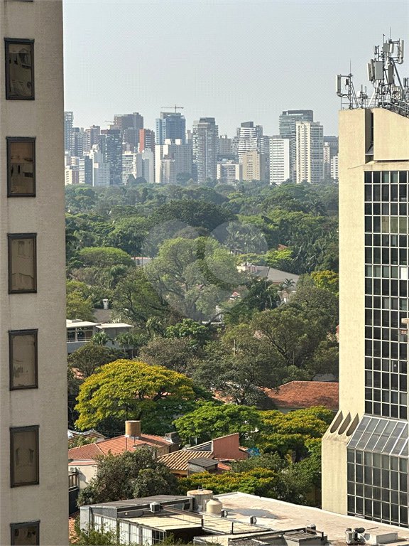 Apartamento à venda com 2 suítes em Jardim Europa, São Paulo, SP
