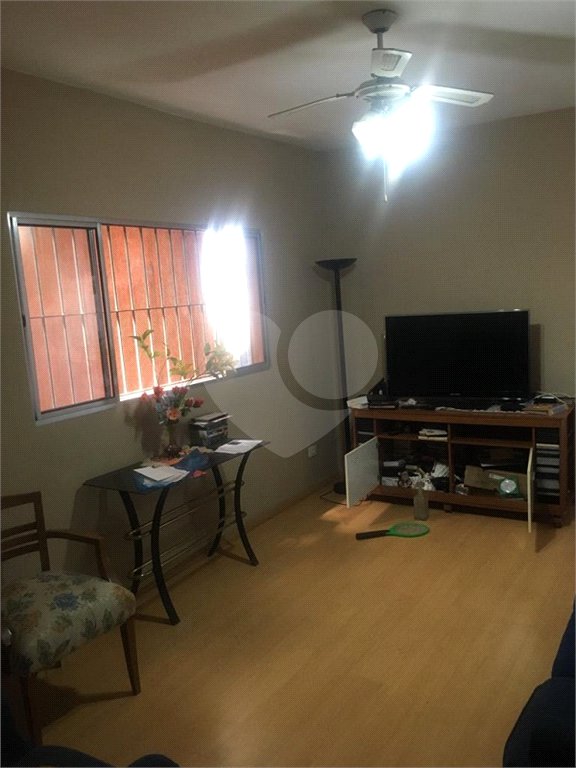 Casa à venda com 3 quartos em Vila Pirajussara, São Paulo, SP