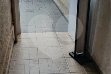 Sobrado à venda com 3 quartos, sendo 1 suíte, em Vila Mazzei, São Paulo, SP