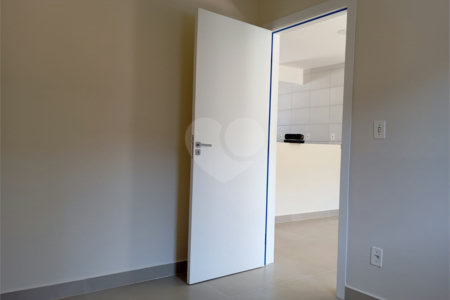 Apartamento à venda com 2 quartos em Lopes de Oliveira, Sorocaba, SP