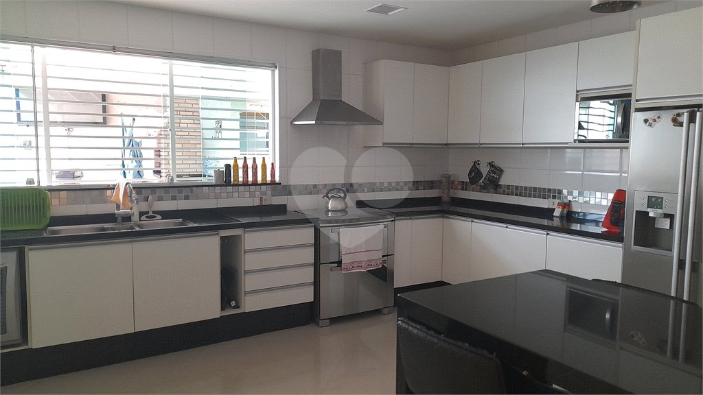 Sobrado à venda com 3 suítes em Tremembé, São Paulo, SP