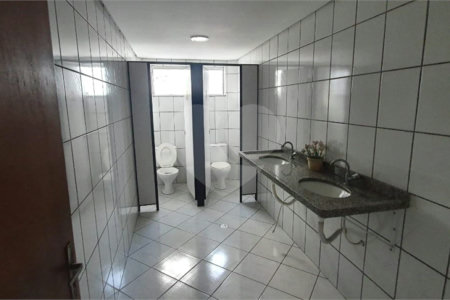 Prédio à venda ou para alugar em Vila Palmares, Santo André, SP