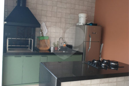 Casa à venda com 3 suítes no condomínio Residencial Central Parque, Salto - SP