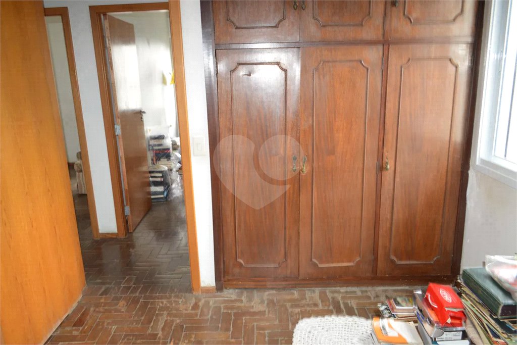Apartamento à venda com 3 quartos, sendo 1 suíte,  em Vila Mariana, São Paulo, SP
