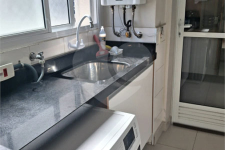 Apartamento à venda com 3 quartos, sendo 1 suíte, no Centro, São Bernardo do Campo, SP