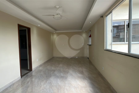 Casa à venda com 3 quartos em Campo Grande, Rio de Janeiro, RJ