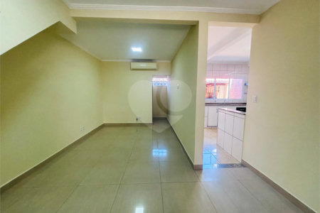 Casa para alugar com 3 quartos, sendo 1 suíte,  em Wanel Ville, Sorocaba, SP