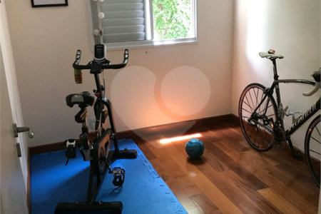 Apartamento à venda com 3 quartos, sendo 1 suíte,  em Lar São Paulo, São Paulo, SP