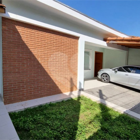 Casa à venda com 3 suítes em Jardim Trussardi, São Paulo, SP