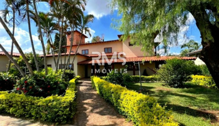 Casa à venda ou para alugar com 4 quartos, sendo 3 suítes,  no condomínio Monte Belo, Salto - SP