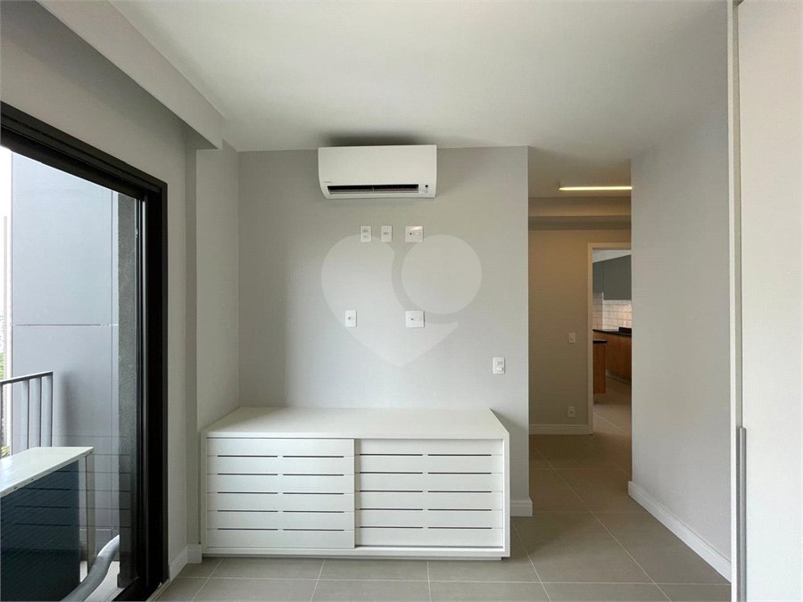 Apartamento à venda com 2 suítes em Pinheiros, São Paulo, SP