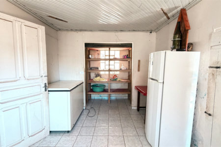 Casa à venda com 2 quartos, sendo 1 suíte, no Centro, Três Lagoas, MS