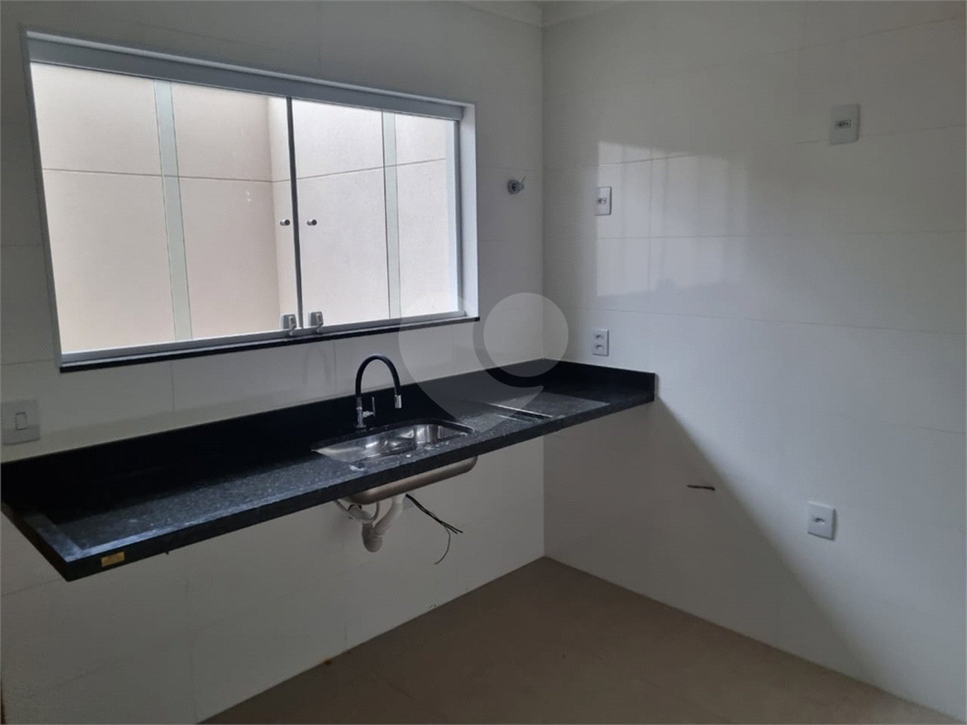 Sobrado à venda com 3 quartos, sendo 1 suíte, em Vila Mazzei, São Paulo, SP