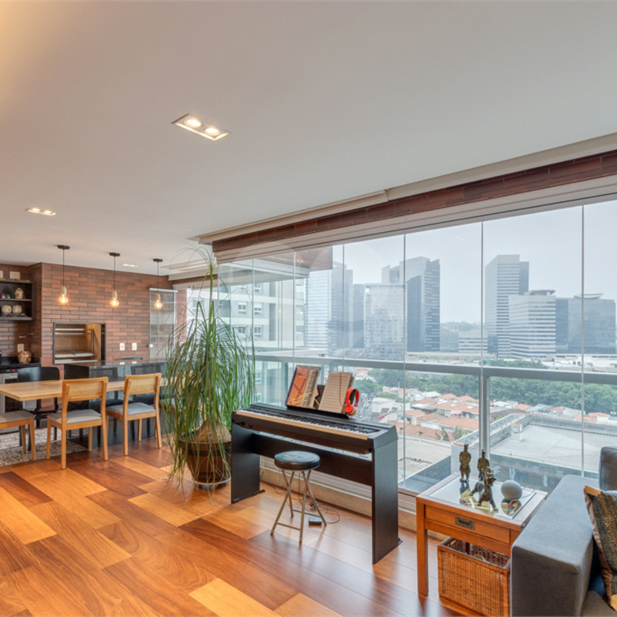 Apartamento à venda com 3 suítes em Chácara Santo Antônio, São Paulo, SP