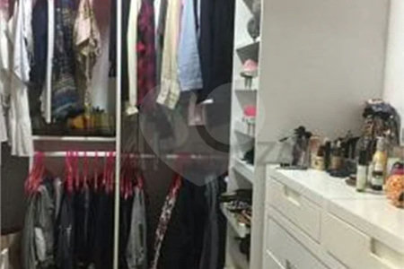 Casa à venda com 4 quartos, sendo 3 suítes, no condomínio Residencial Nova Cantareira, São Paulo - SP